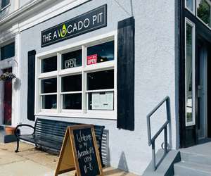 Avocado Pit Beverly Exterior